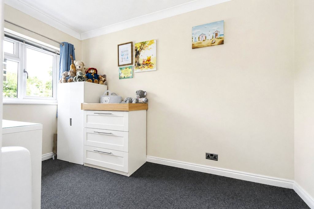 Additional image 8 of 2 bed terraced house for saleBowling Green Drive, Hook, Hampshire RG27