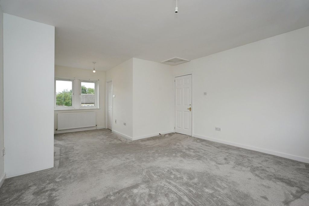 Additional image 17 of 5 bed detached house for saleBroomfield Avenue, Halifax HX3