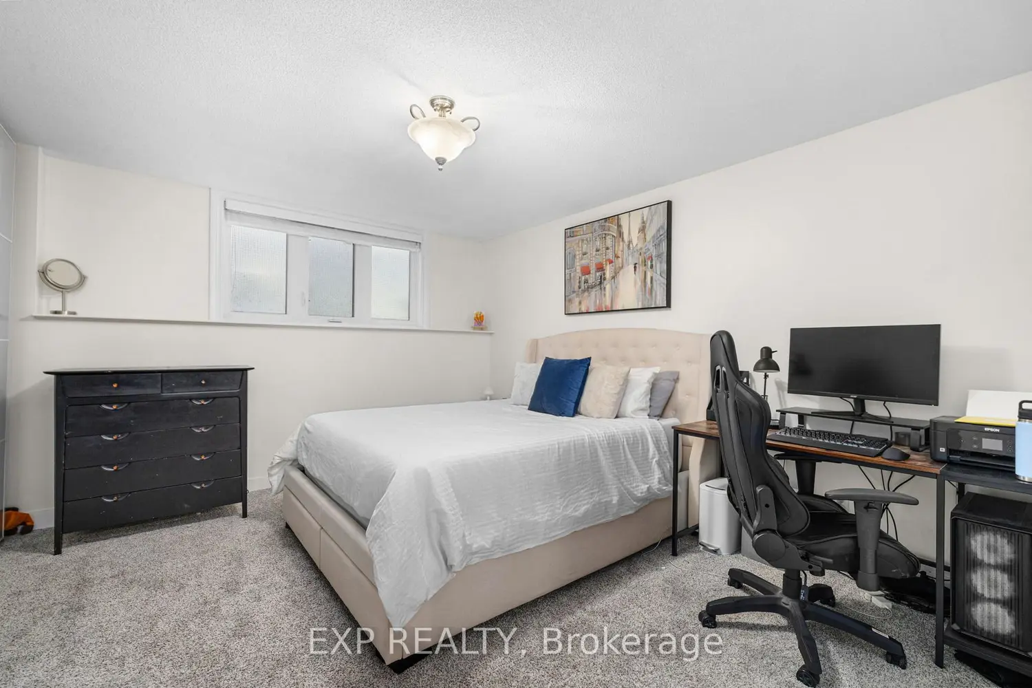 Additional image 12 of 171 Briston Private