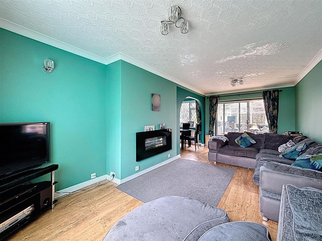 Additional image 4 of 4 bed detached house for saleTranmere Park, Hornsea HU18