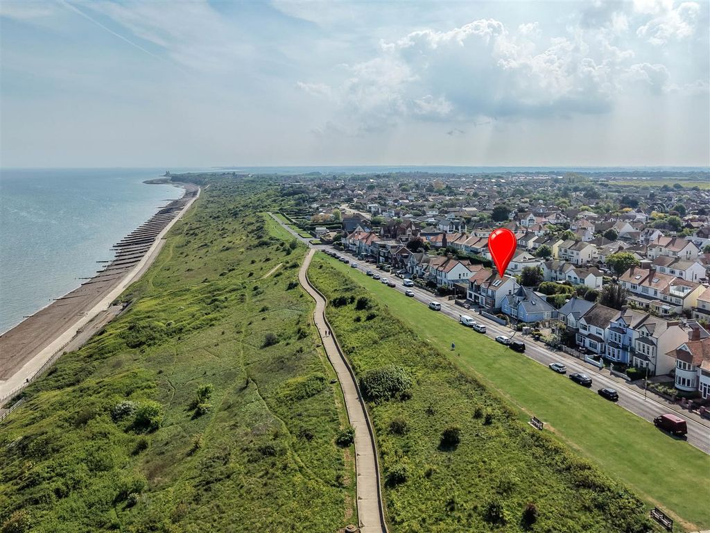 Additional image 17 of 5 bed property for saleBeacon Hill, Herne Bay CT6