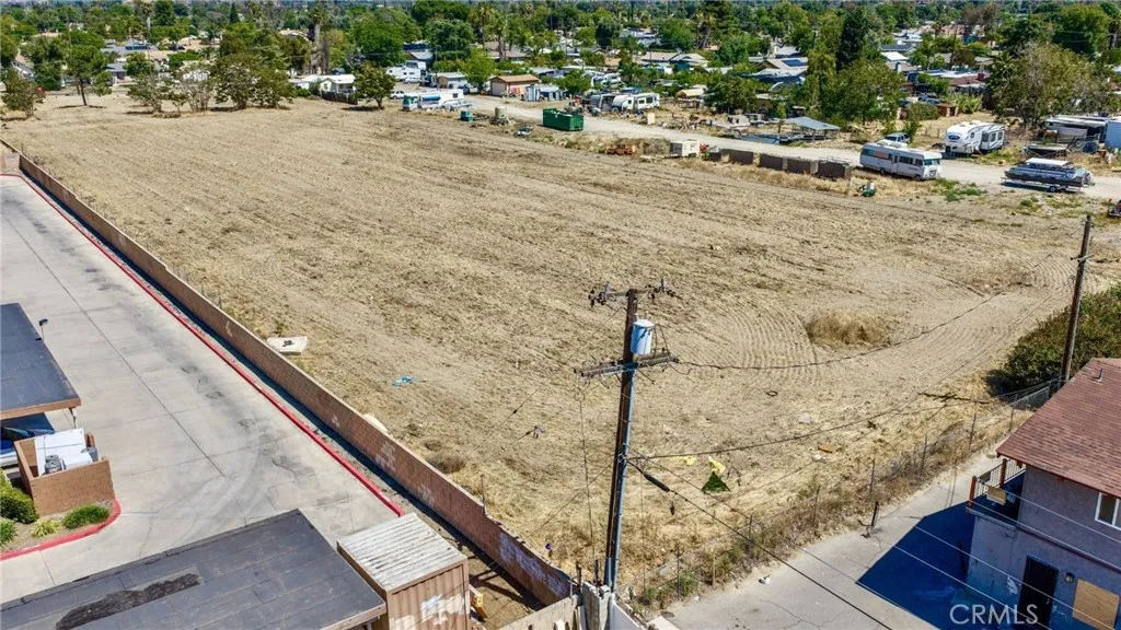 26405 Girard St, Hemet, CA 92544