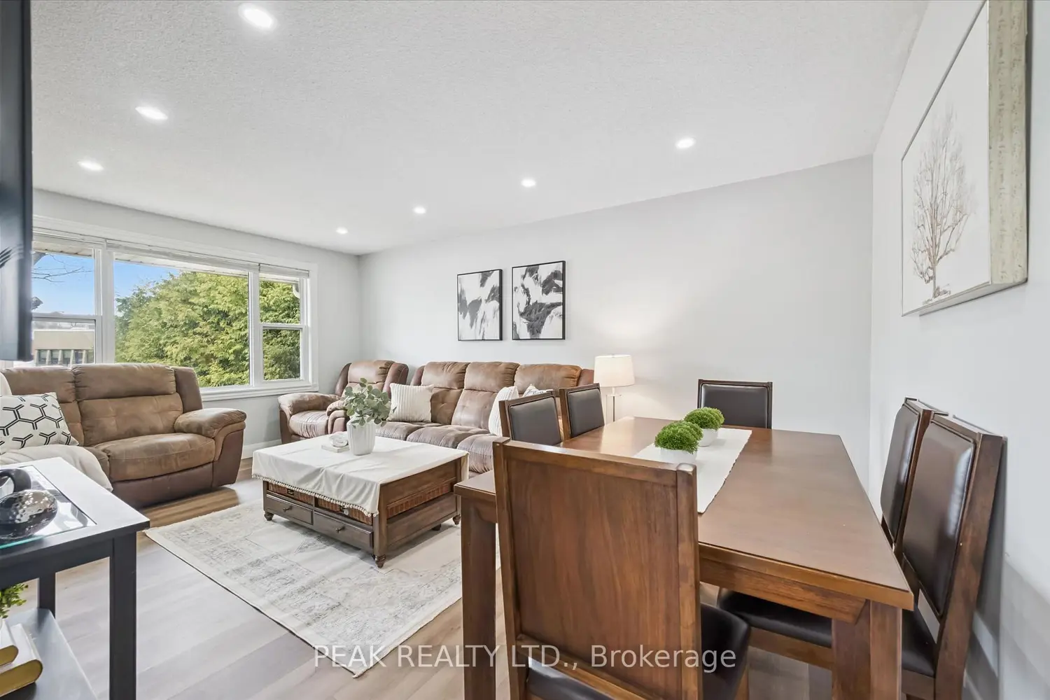 Additional image 3 of 235 Cedarbrae Avenue B