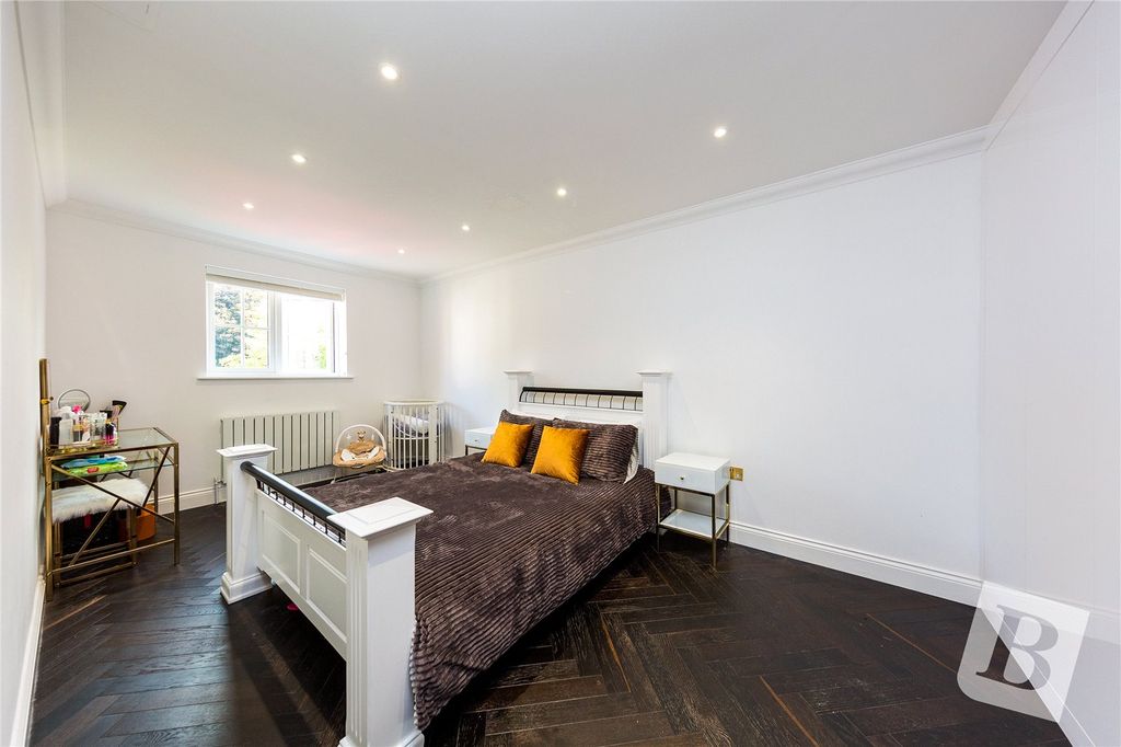 Additional image 3 of 1 bed flat for saleTilia Court, 1 Berther Road, Hornchurch RM11