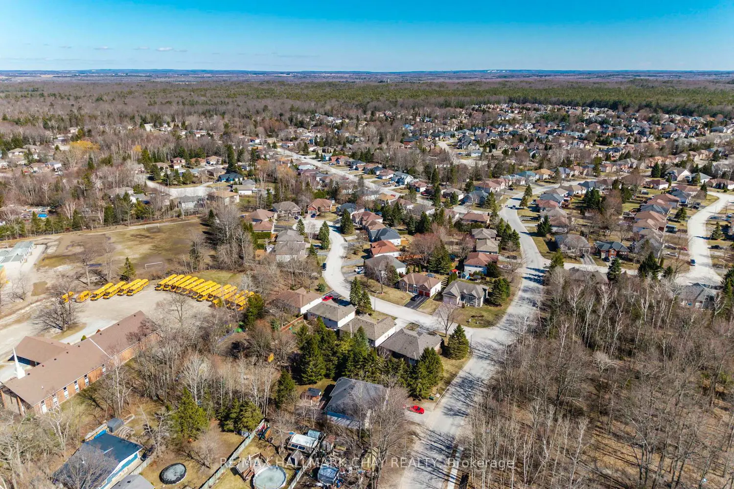 Additional image 18 of 4 Bay Court