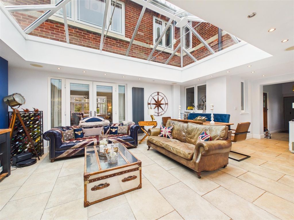 Additional image 9 of 5 bed detached house for saleMarlborough Avenue, Hessle HU13