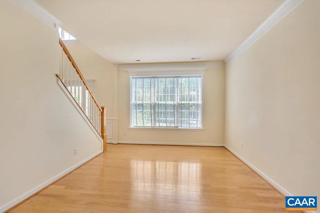 315 Pleasant Pl, Charlottesville, VA 22911 photo 3