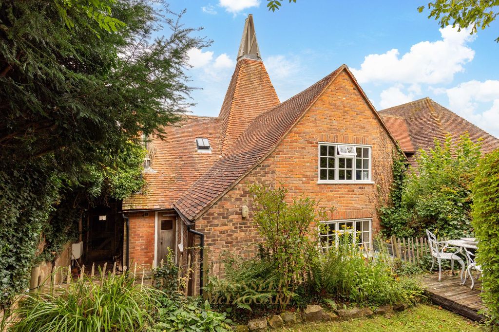 Additional image 10 of 2 bed detached house for saleHigh Street, Hartfield TN7
