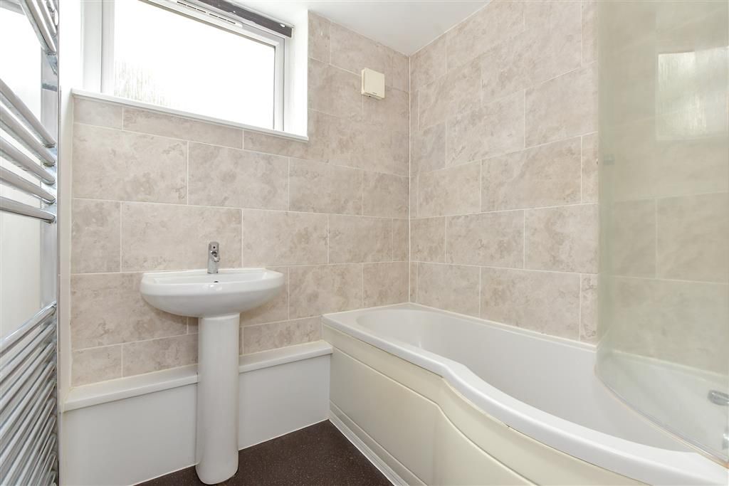 Additional image 9 of 2 bed flat for saleJuniper Square, Havant, Hampshire PO9