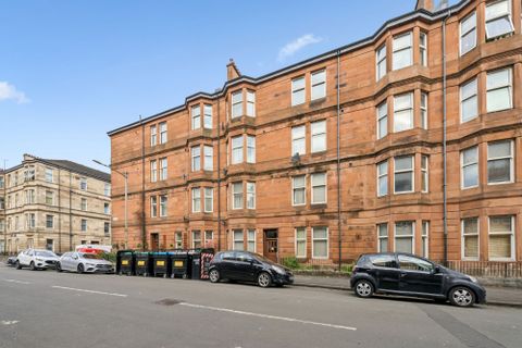33 Elizabeth Street, Flat 2/3, Cessnock, Glasgow G51