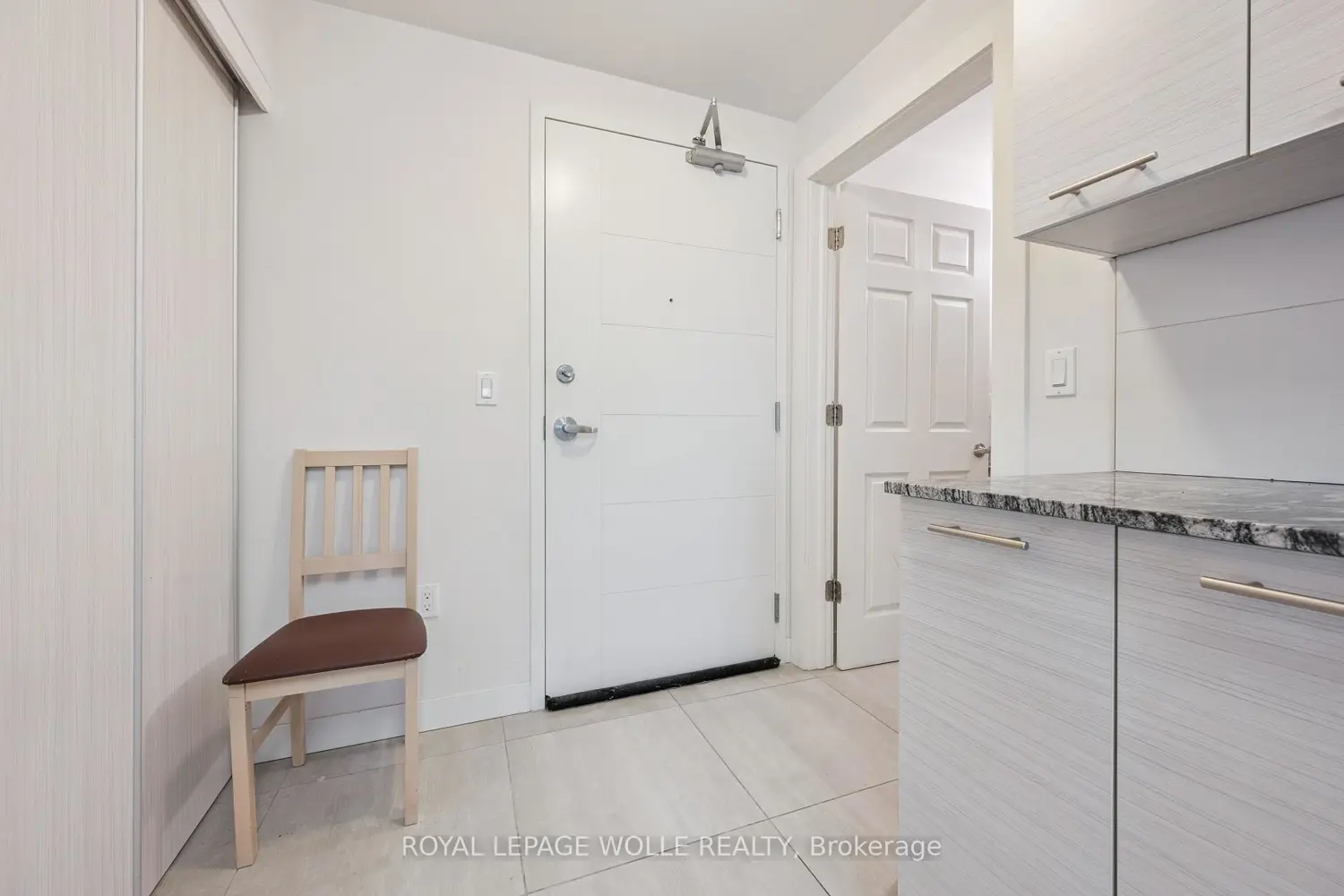 251 Hemlock Street 201 photo 4