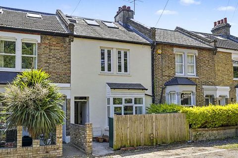 York Terrace, Enfield EN2