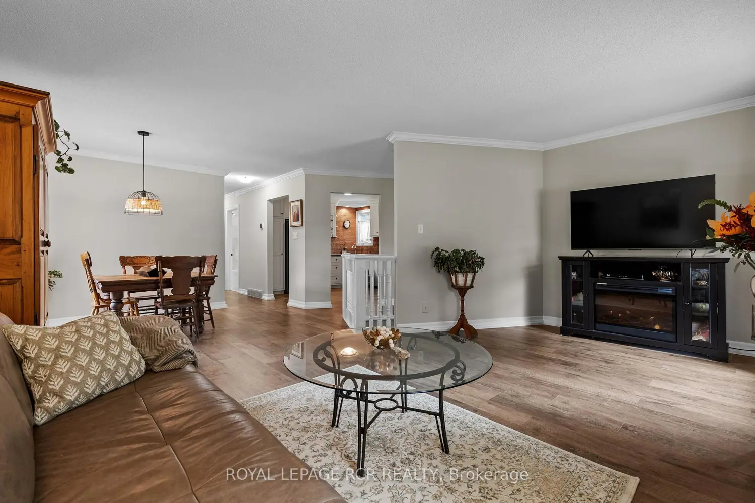 56 Wilson Crescent photo 3