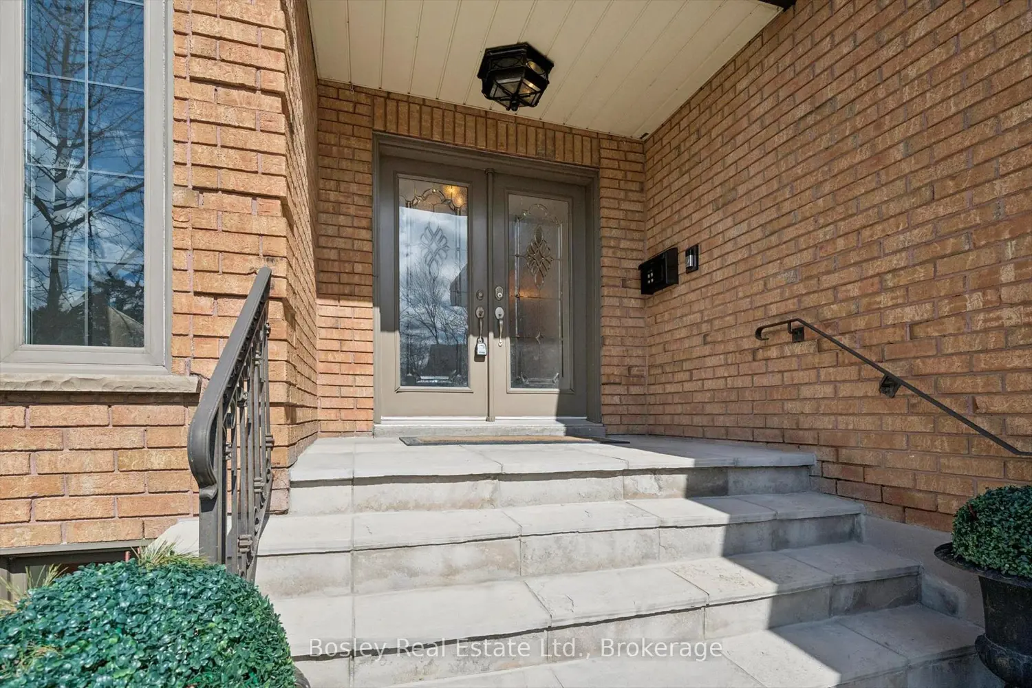 1217 Sugar Maple Court photo 3