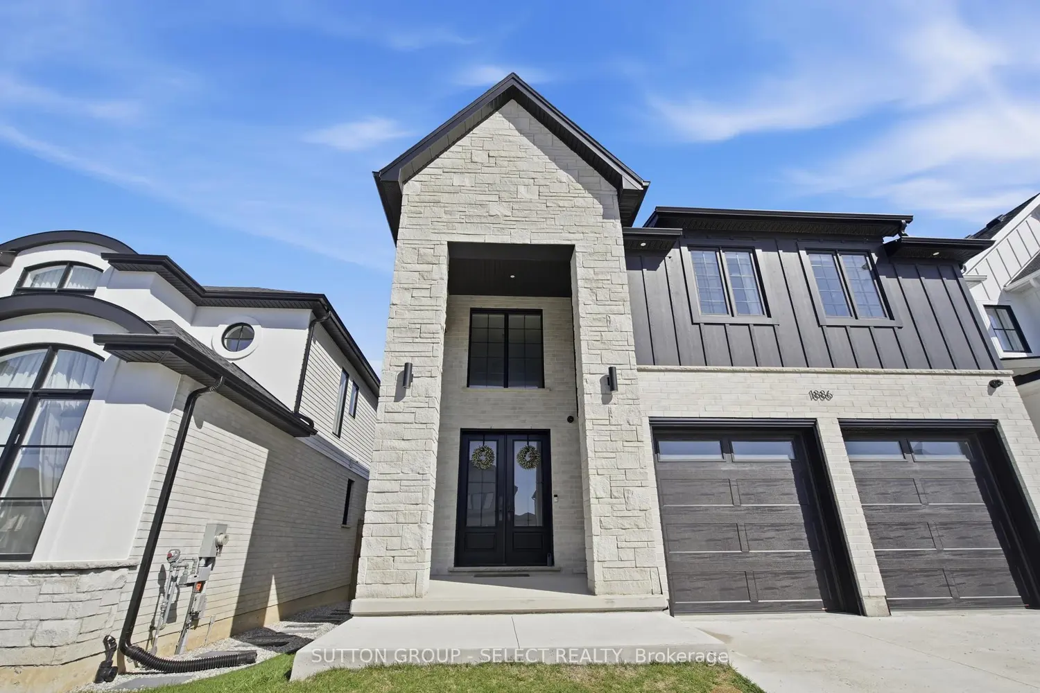 1886 Fountain Grass Drive