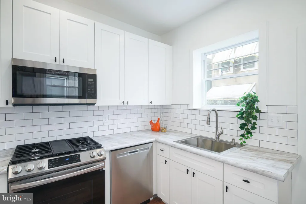 Additional image 10 of 1424 S Marston Street, Philadelphia, PA 19146