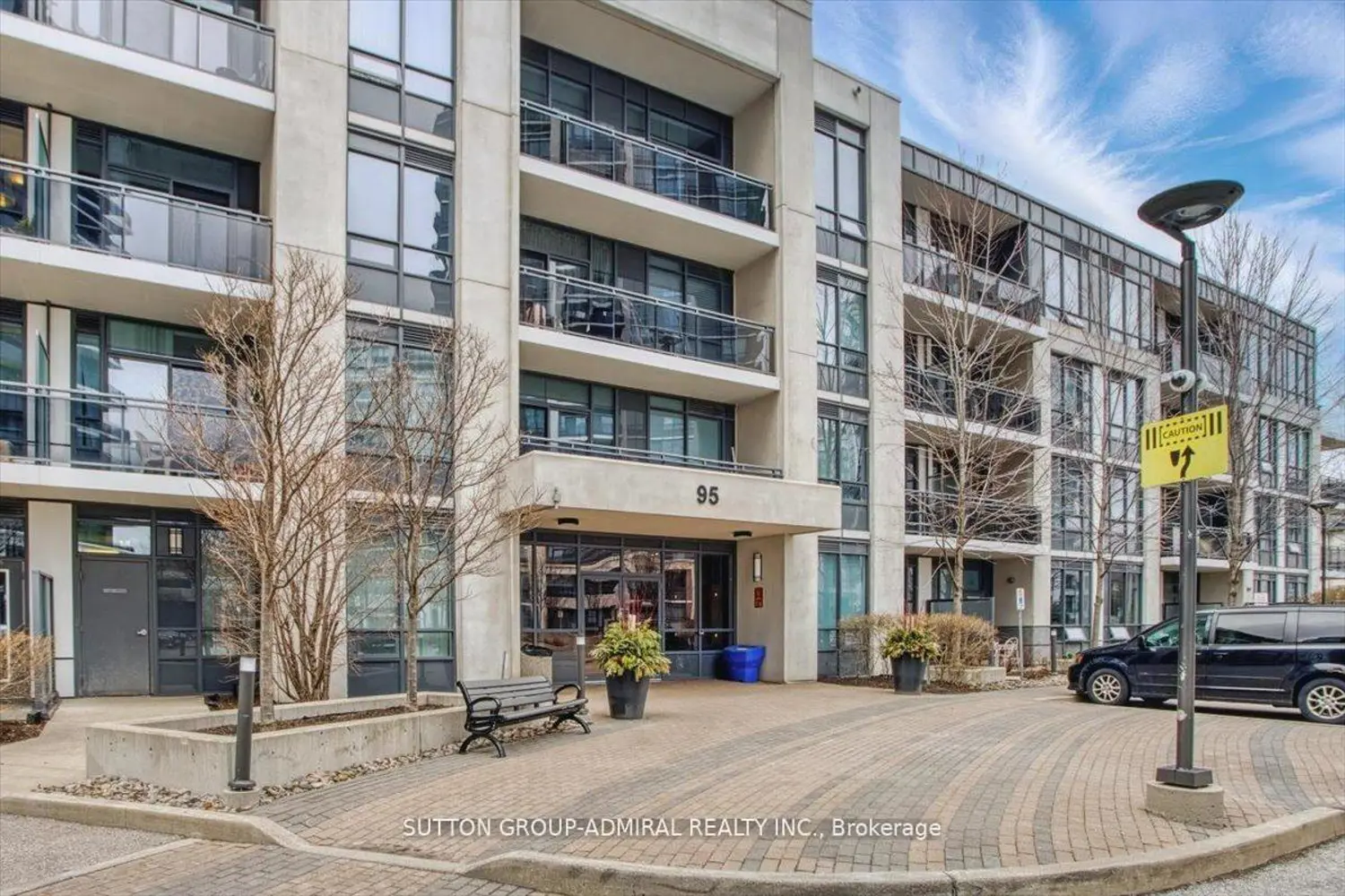 95 North Park Road 204
