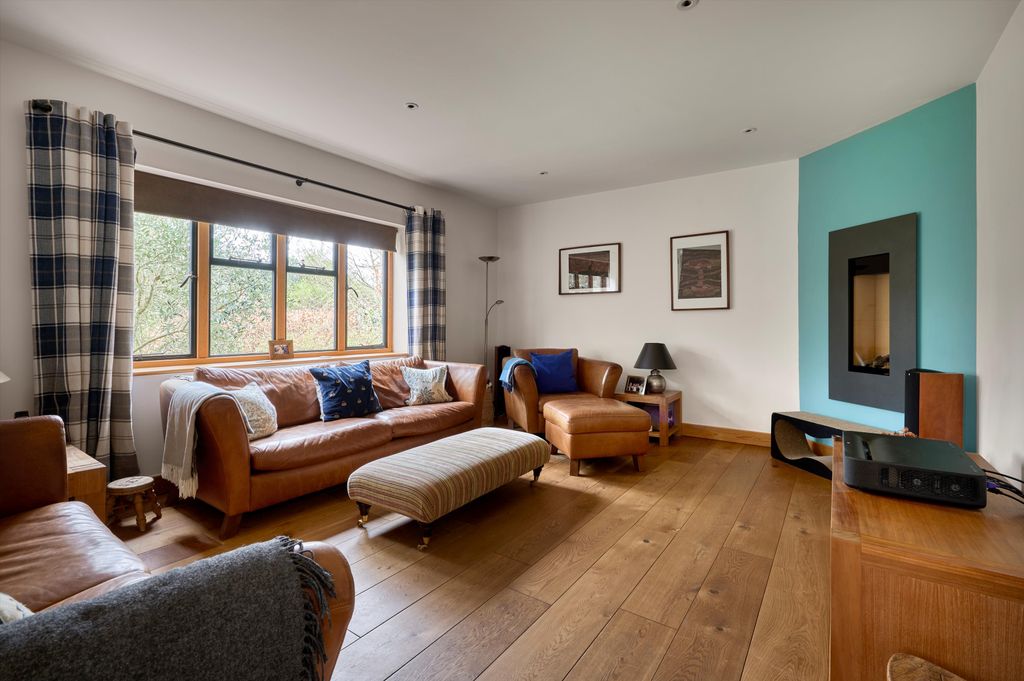 Additional image 11 of 7 bed detached house for saleDerby Road, Haslemere, Surrey GU27