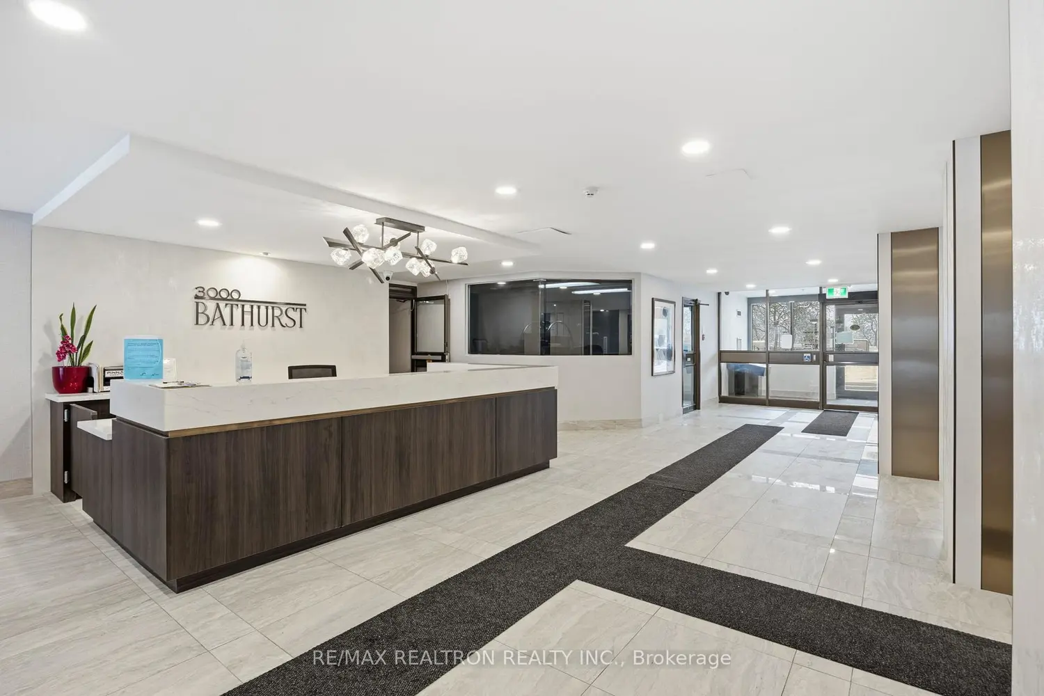 Additional image 13 of 3000 Bathurst Street 908