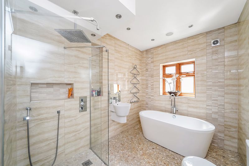 Additional image 21 of 6 bed detached house for saleWare Road, Hoddesdon EN11