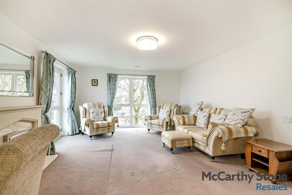 Additional image 3 of 1 bed flat for saleTrinity Court, Oxford Road, Halifax HX1