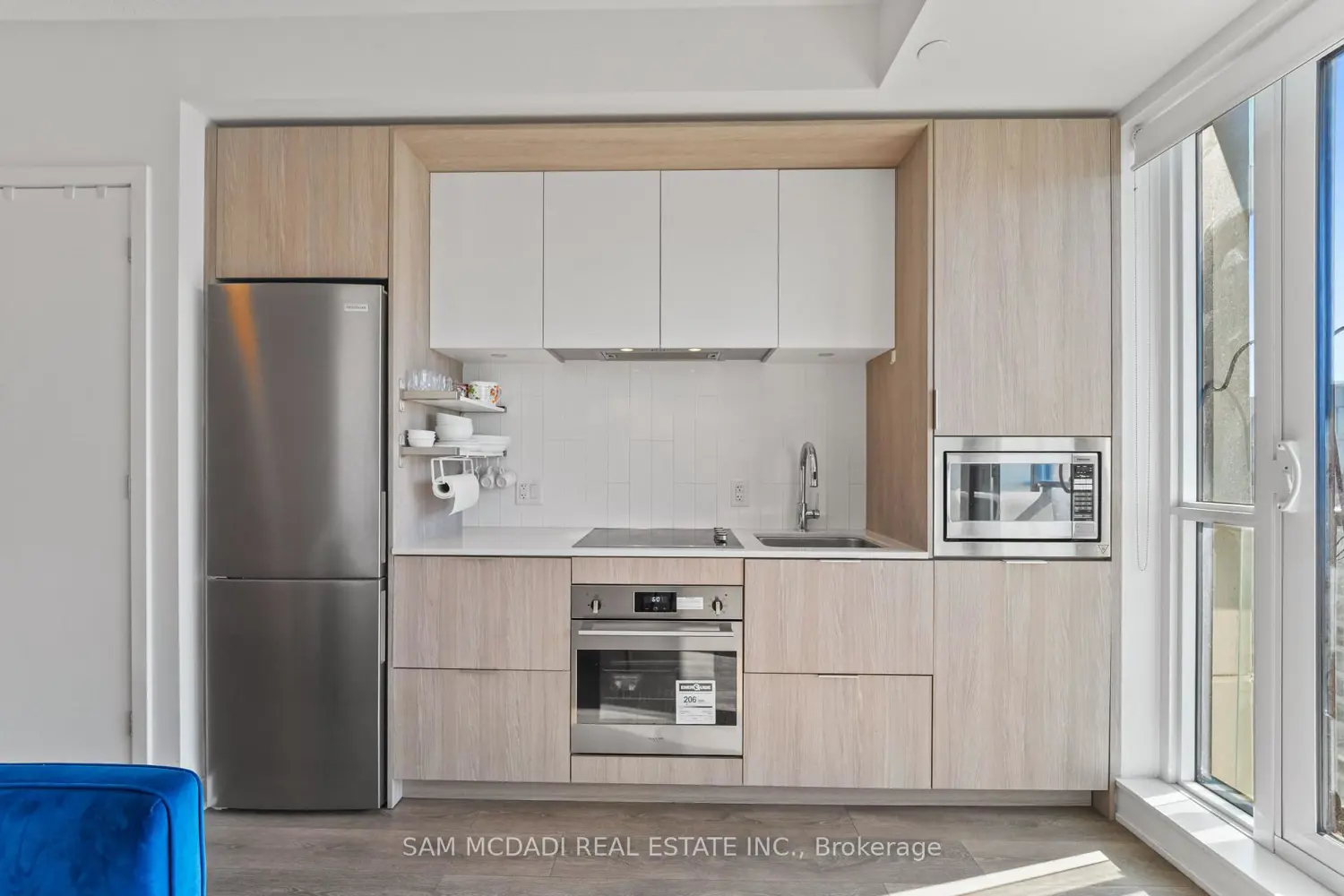 130 River Street 2506 photo 4