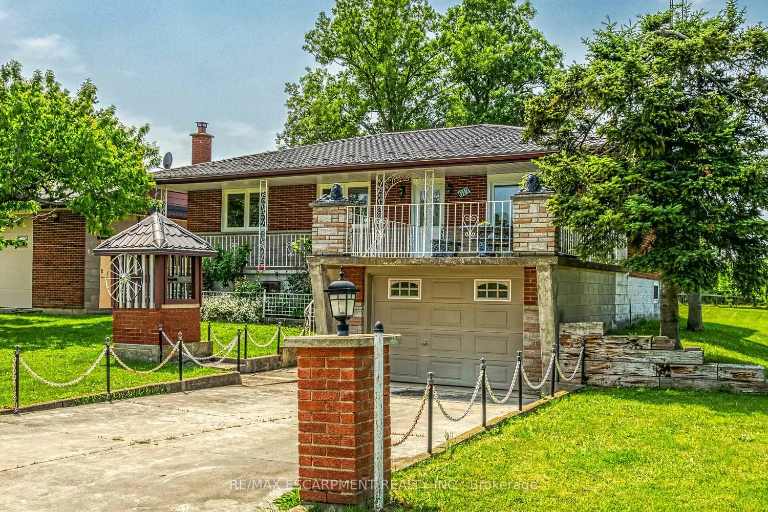 617 Eighth Road