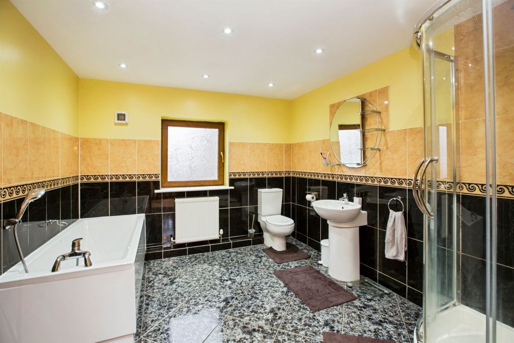 Additional image 12 of 4 bed detached house for saleLe Mar View, Southowram, Halifax HX3