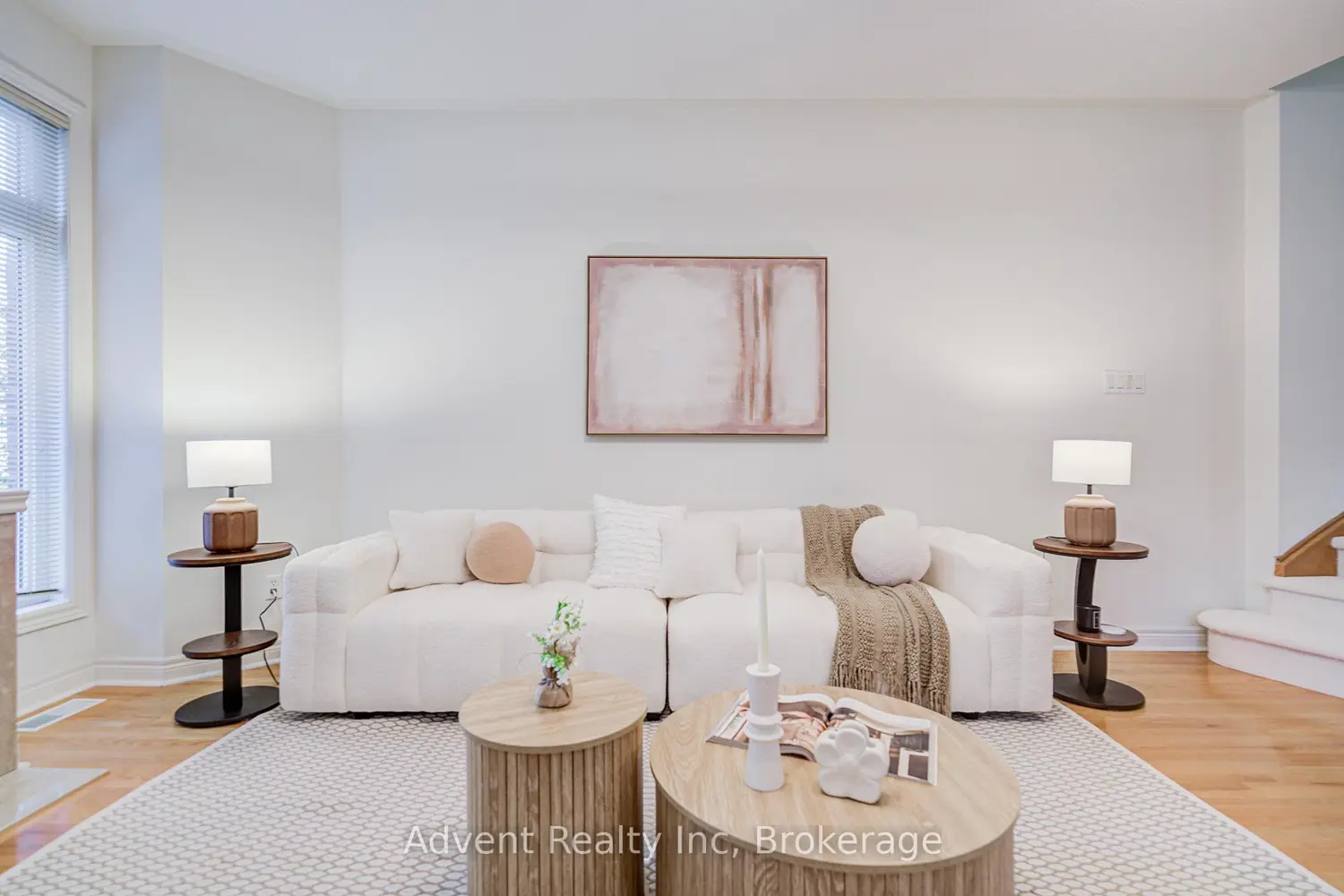 147 Frank Endean Road photo 4