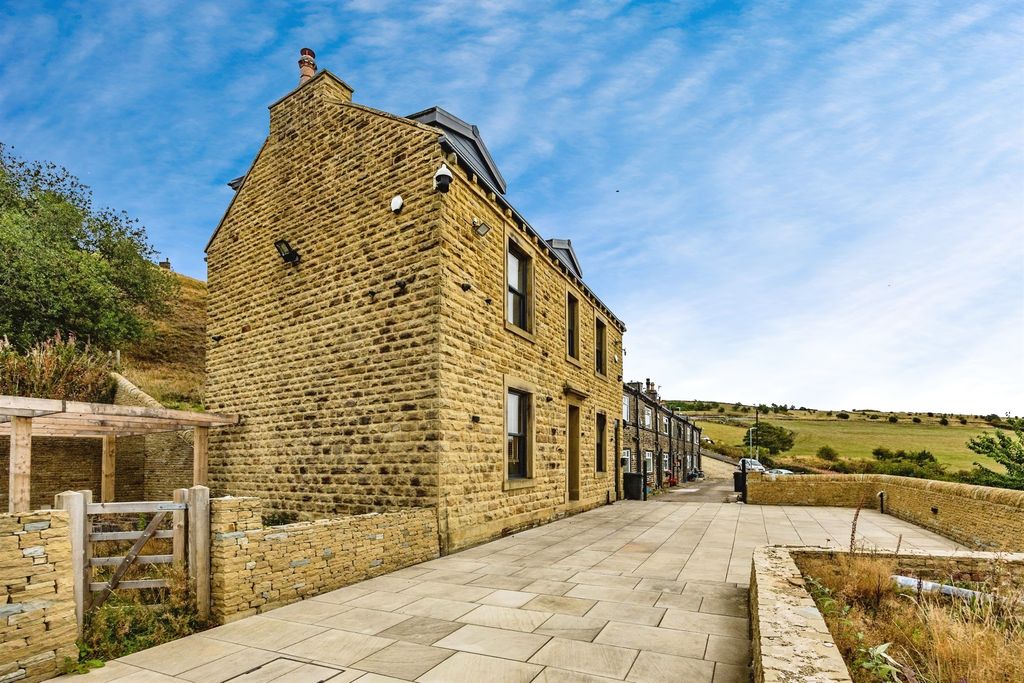 Additional image 14 of 4 bed link detached house for saleDeans Terrace, Ploughcroft Lane, Halifax HX3