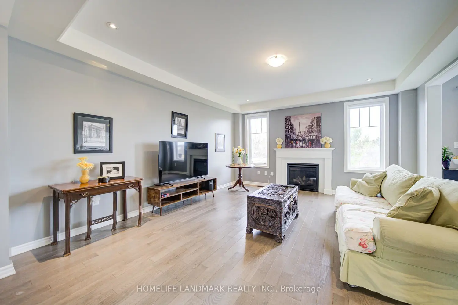 106 Barkerville Drive photo 4