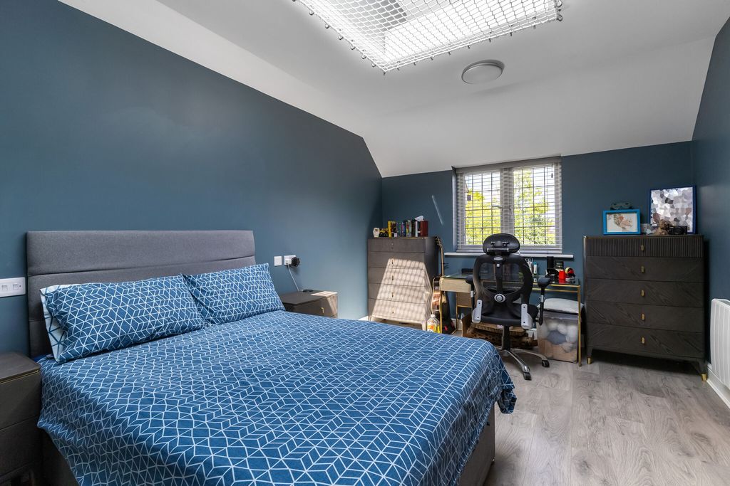Additional image 7 of 6 bed detached house for saleWood End Road, Harpenden AL5