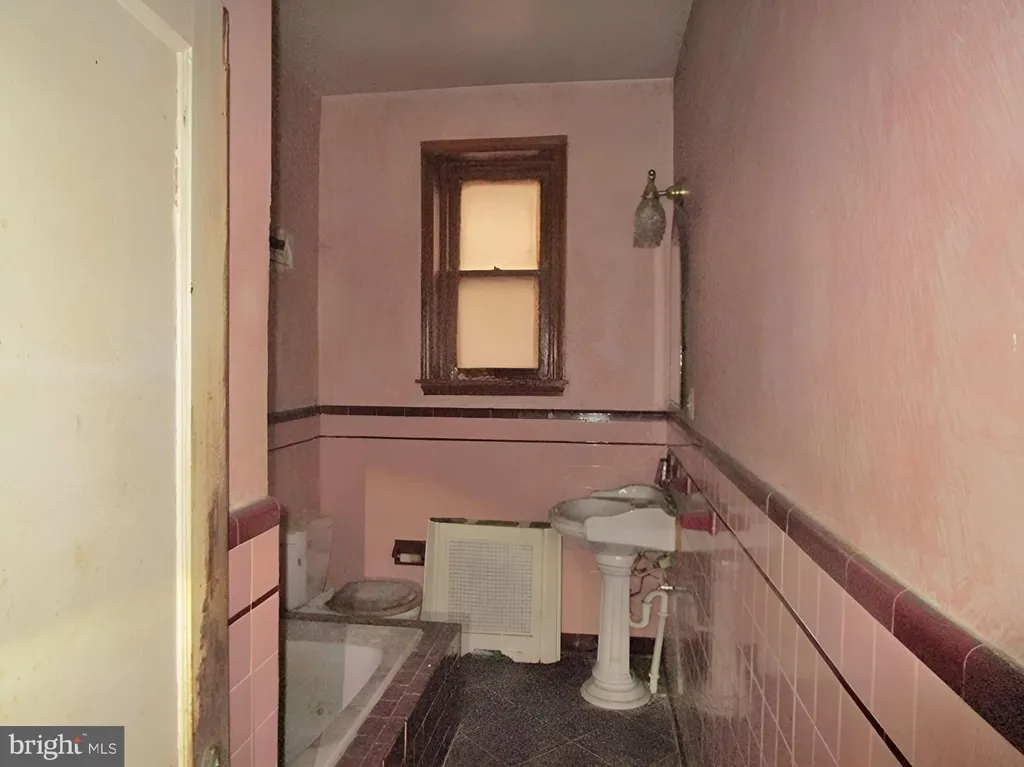 Additional image 8 of 1511 W Nedro Avenue, Philadelphia, PA 19141
