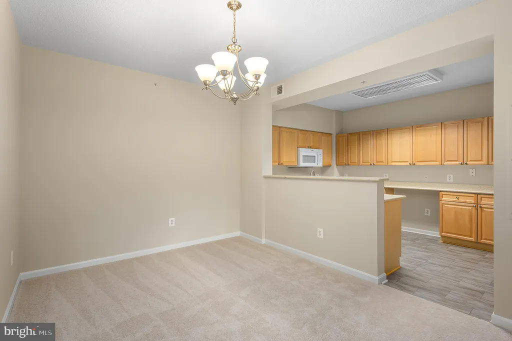 Additional image 8 of 19355 Cypress Ridge Terrace Unit 404, Leesburg, VA 20176