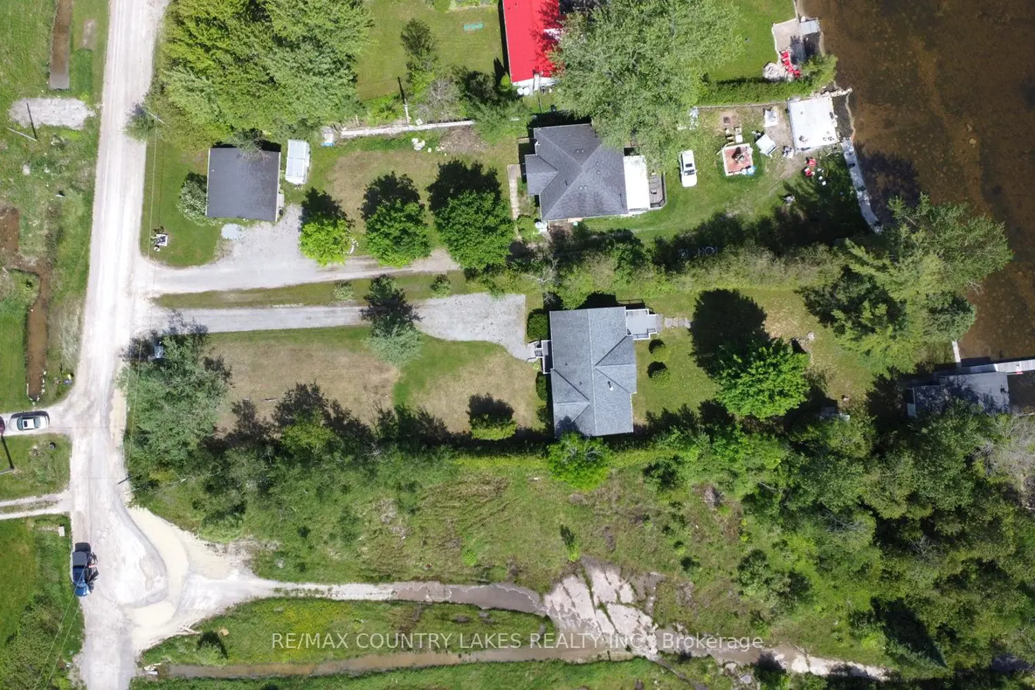 275 Mcguire Beach Road photo 5