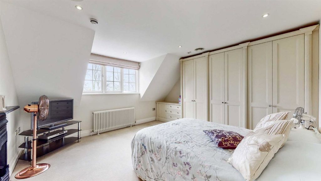 Additional image 17 of 7 bed detached house for saleMount Park Road, Harrow HA1