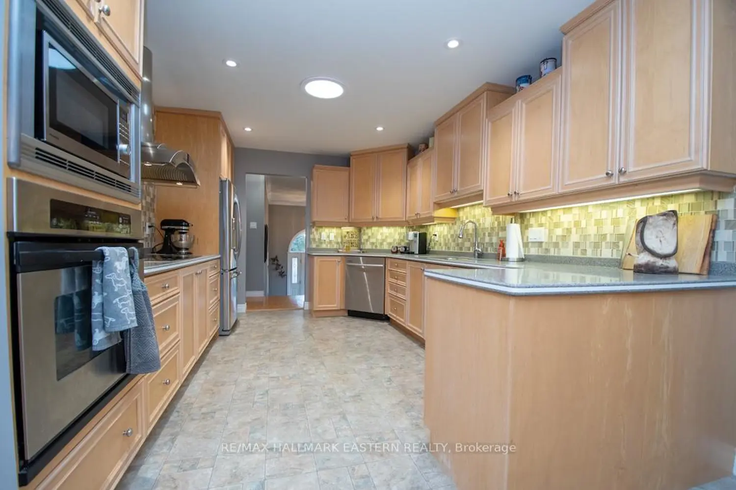 Additional image 8 of 4 Huntingwood Crescent