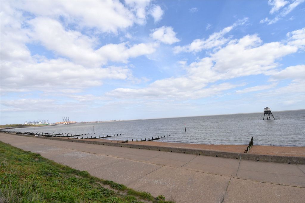 Additional image 27 of 4 bed detached house for saleBeach Road, Harwich, Essex CO12