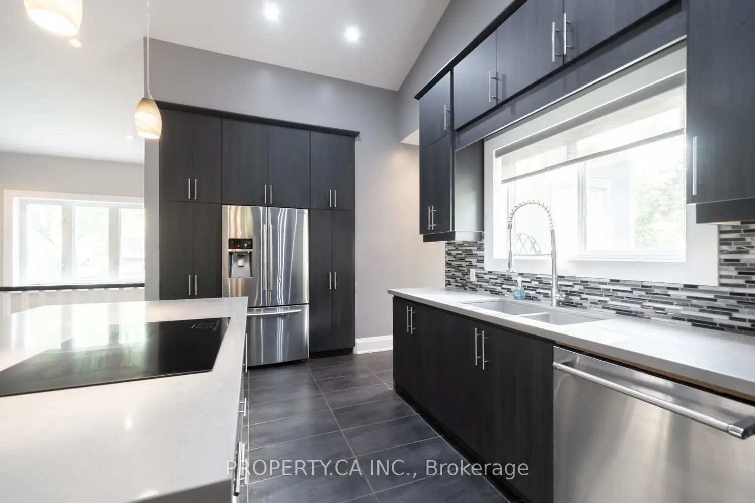 176 Pleasant Boulevard photo 5