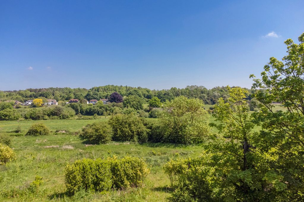 Additional image 24 of 5 bed detached house for saleHigh Road, Waterford, Hertford SG14