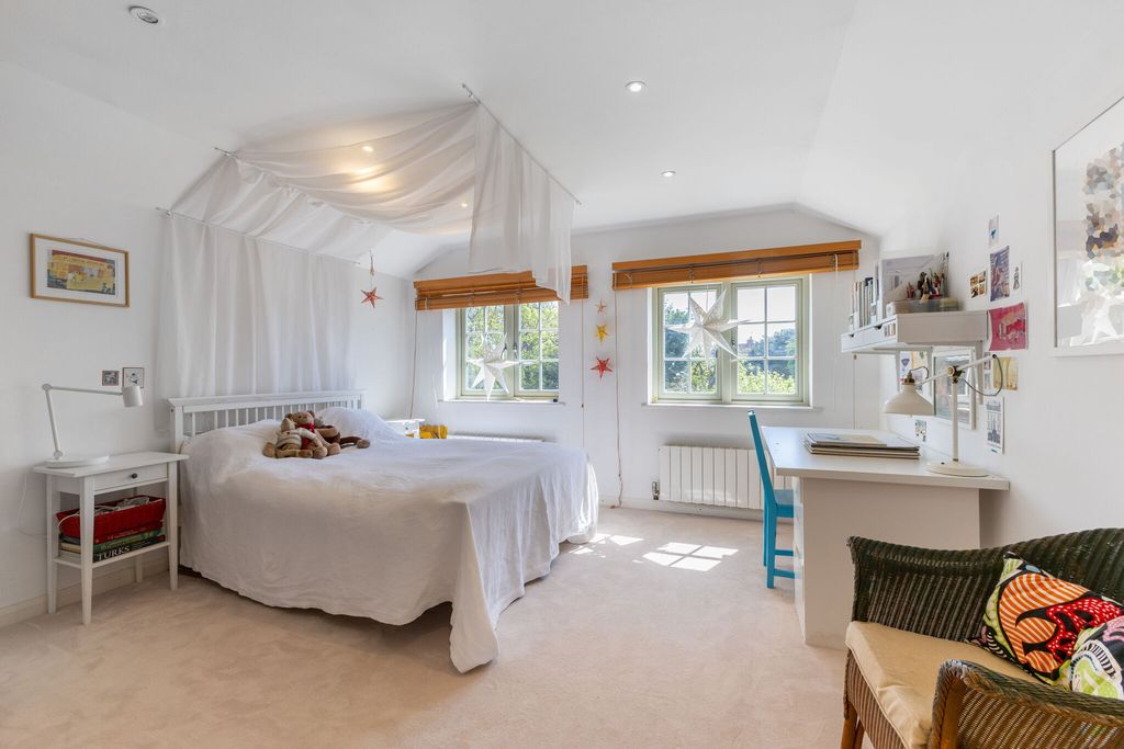 Additional image 8 of 5 bed detached house for saleStewart Road, Harpenden AL5