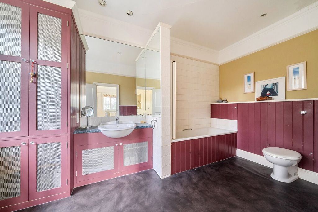 Additional image 28 of 6 bed detached house for saleTower Road, Hindhead GU26