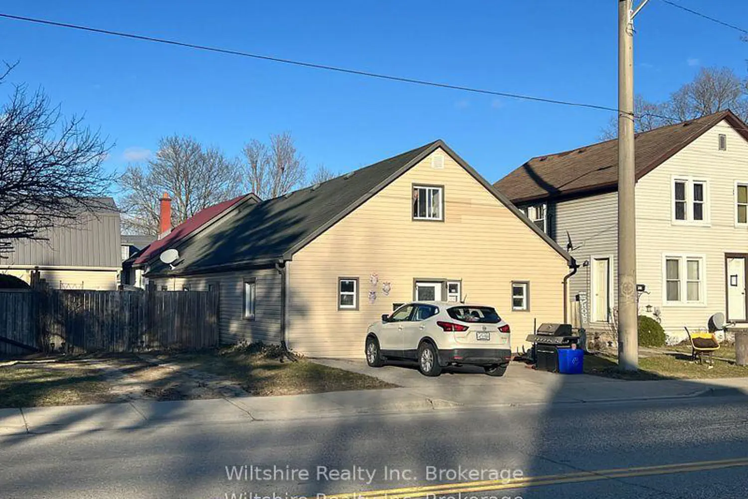324 Broadway Street