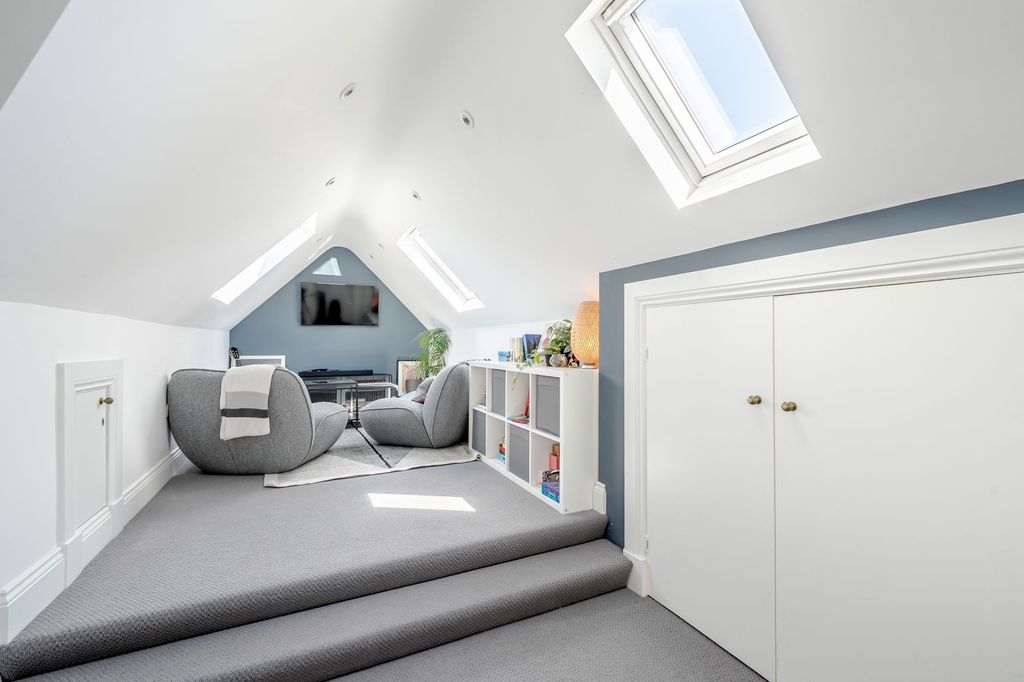 Additional image 37 of 6 bed detached house for saleRutland Drive, Harrogate HG1