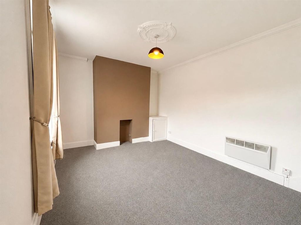 2 bed property for saleDale View, Hebden Bridge HX7 photo 3