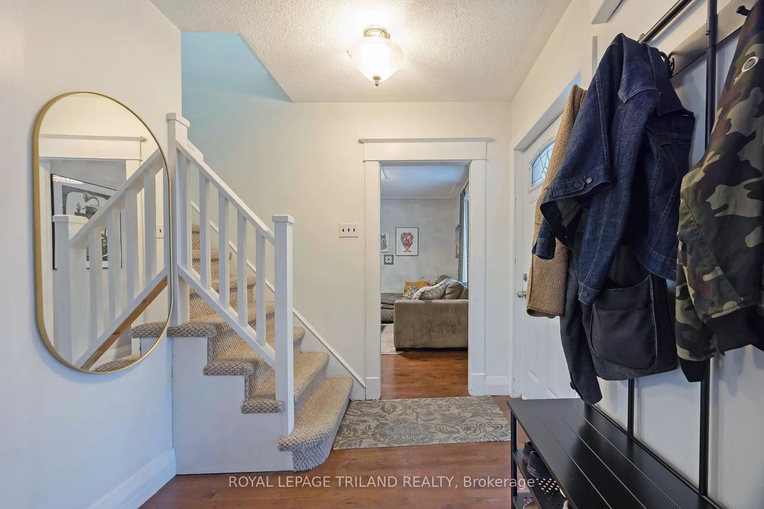 208 Edward Street photo 2