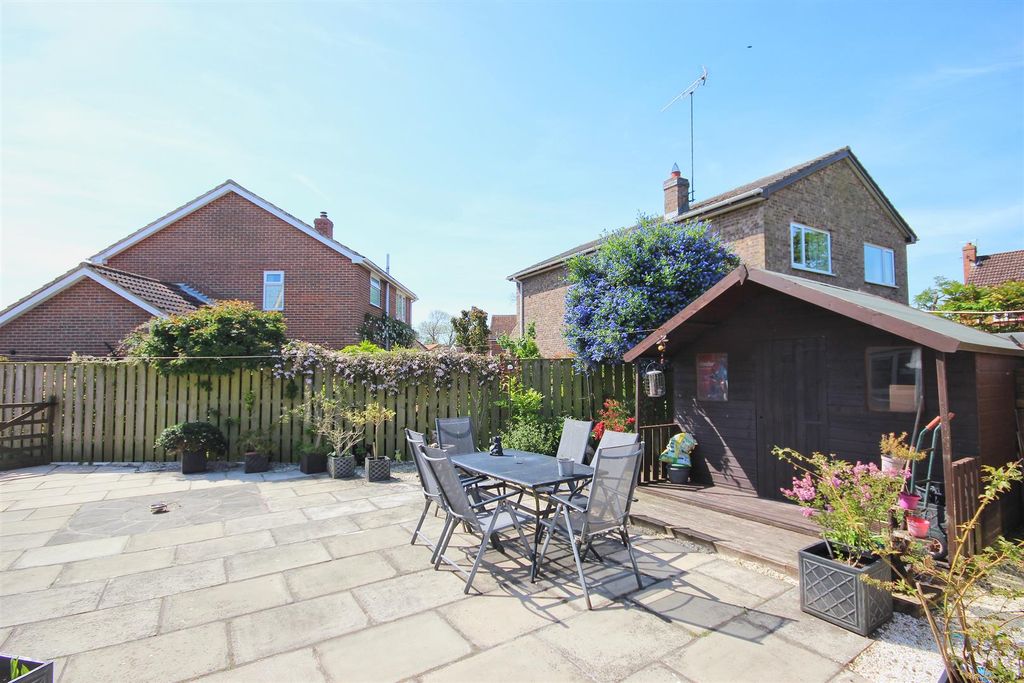 Additional image 27 of 3 bed detached bungalow for saleCheyne Walk, Hornsea HU18