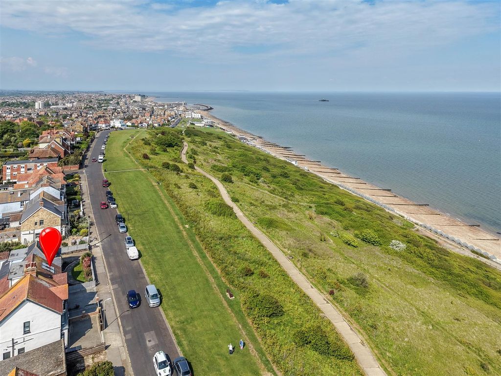 Additional image 9 of 5 bed property for saleBeacon Hill, Herne Bay CT6