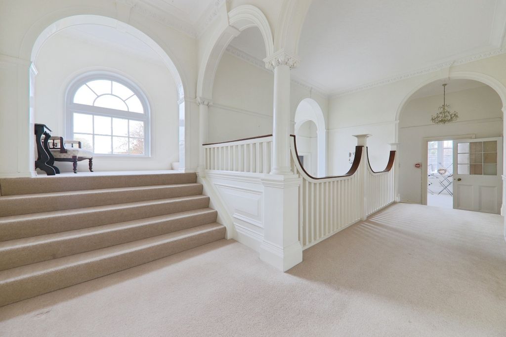 Additional image 19 of 9 bed detached house for saleFerriby Road, Hessle HU13
