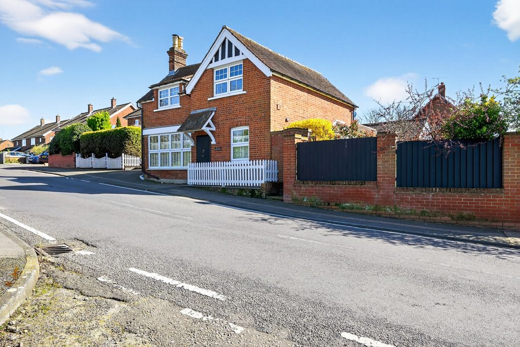 Additional image 2 of 4 bed detached house for saleCock Green, Harlow CM19